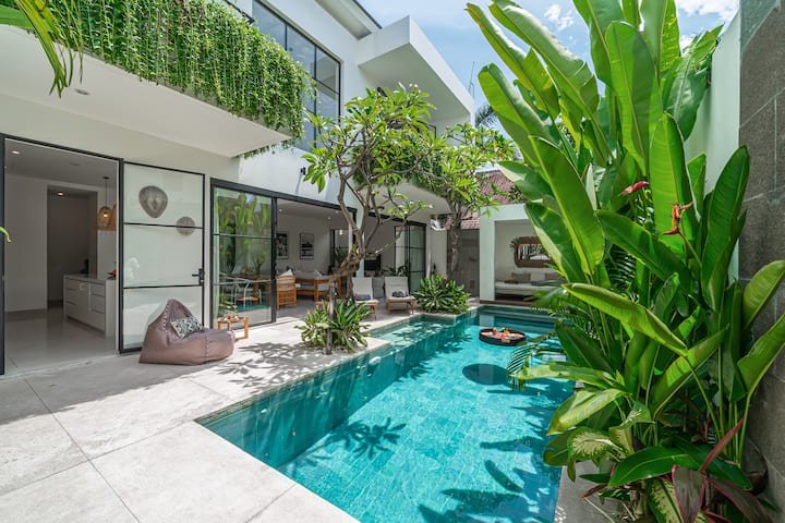 Villa Pura Senaya